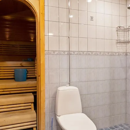 Lauri 5 By Interhome